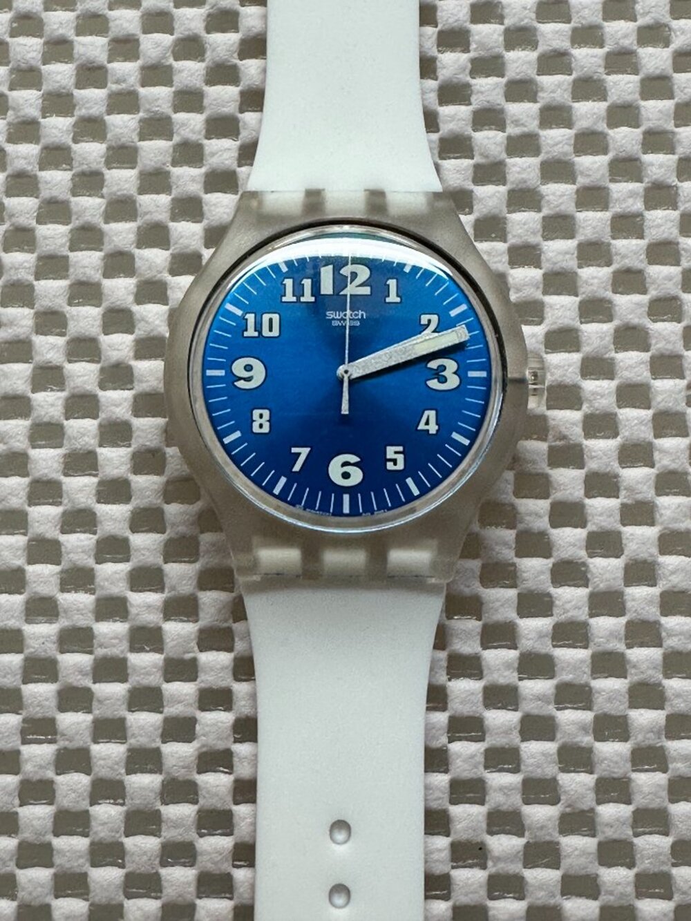 Swatch Watch Ocean Ripple SUDK103 Vintage 2001
